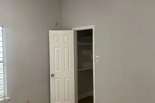 9339 Stonecreek Ln, Houston, TX 77036 - Photo 8