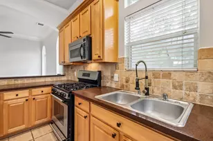810 Malone St, Houston, TX 77007 - Photo 18