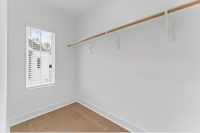 332 Neyland Street, Houston, TX 77022 - Photo 24