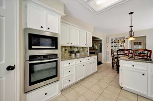15110 Greenleaf Ln, Houston, TX 77062 - Photo 18