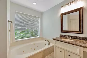 15110 Greenleaf Ln, Houston, TX 77062 - Photo 12