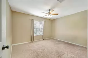 15110 Greenleaf Ln, Houston, TX 77062 - Photo 26