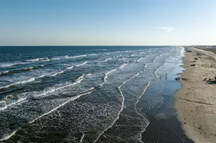 4115 Surf Dr, Galveston, TX 77554 - Photo 30