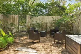 131 Haversham Dr, Houston, TX 77024 - Photo 42