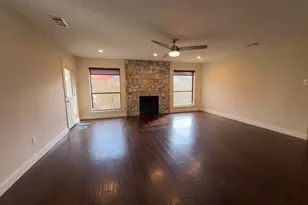7402 Wood Bluff Blvd, Houston, TX 77040 - Photo 4