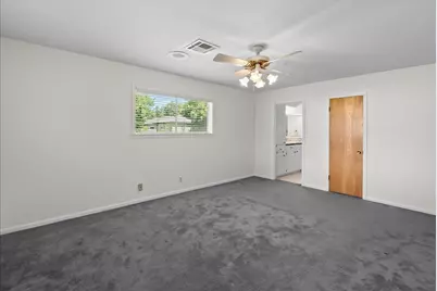 1404 S Main Street, Anahuac, TX 77514 - Photo 20