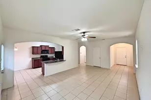 10913 Panther Ct, Houston, TX 77099 - Photo 6