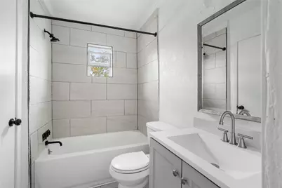 923B Knight Street #A2, Houston, TX 77022 - Photo 6