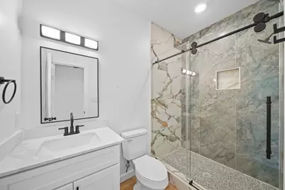 1512 W Blum Street #A, Alvin, TX 77511 - Photo 26