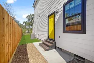 1512 W Blum St, Alvin, TX 77511 - Photo 30