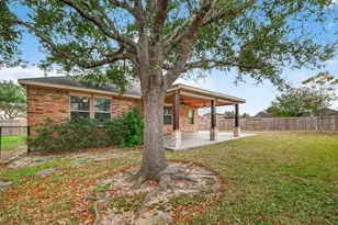 3226 W Trail Dr, Pearland, TX 77584 - Photo 24