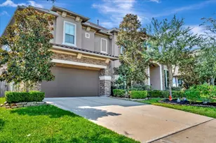 1310 Tamina Pass Ln, Friendswood, TX 77546 - Photo 2
