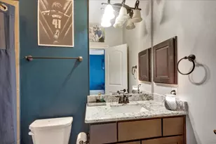 1310 Tamina Pass Ln, Friendswood, TX 77546 - Photo 34
