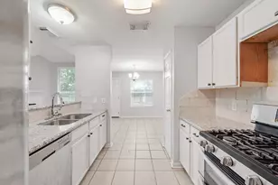 7620 Goudin Dr, Houston, TX 77489 - Photo 10