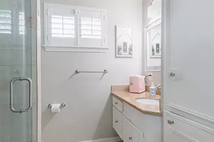 14127 Woodthorpe Ln, Houston, TX 77079 - Photo 22