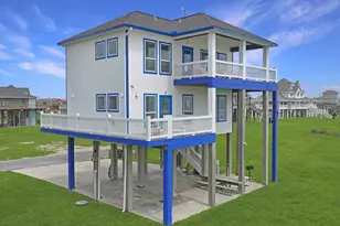 2496 Gilmore, Crystal Beach, TX 77650 - Photo 32