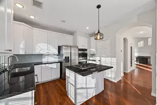 12912 Kingsbridge Ln, Houston, TX 77077 - Photo 18