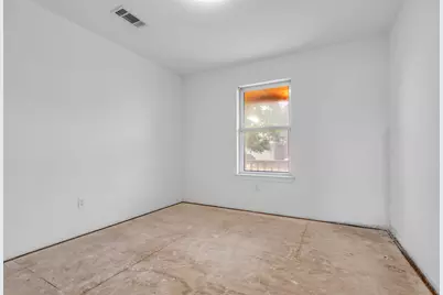 831 Easy St, La Porte, TX 77571 - Photo 12