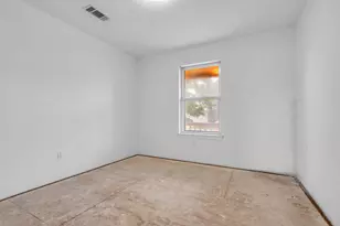 831 Easy St, La Porte, TX 77571 - Photo 12