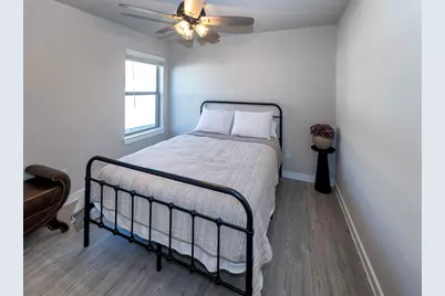 5266 Fleming Street, La Marque, TX 77568 - Photo 8