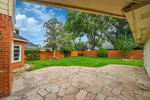17514 Whispering Star Ct, Houston, TX 77095 - Photo 38