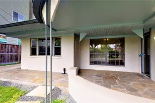941 W 17th St, Houston, TX 77008 - Photo 2