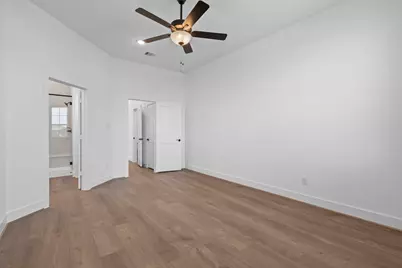5230 Sage Hills Drive, Iowa Colony, TX 77578 - Photo 14