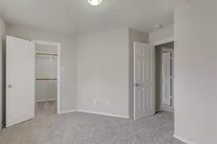 58 S Burberry Park Cir, The Woodlands, TX 77382 - Photo 28