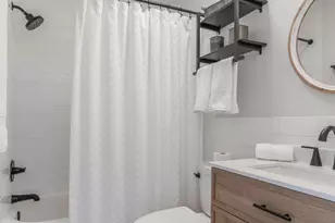 198 April Point Dr N, Conroe, TX 77356 - Photo 32