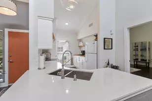 198 April Point Dr N, Conroe, TX 77356 - Photo 16