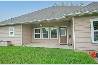 512 Wellshire, West Columbia, TX 77486 - Photo 28
