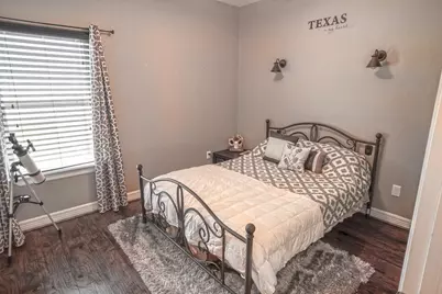 512 Wellshire, West Columbia, TX 77486 - Photo 12