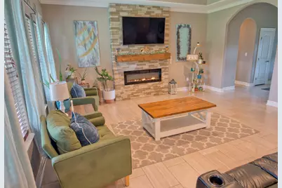 512 Wellshire, West Columbia, TX 77486 - Photo 6
