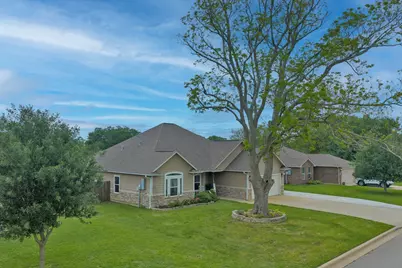512 Wellshire, West Columbia, TX 77486 - Photo 30