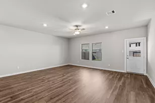 3631 Atlas Pt Ln, Angleton, TX 77515 - Photo 10