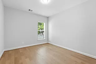 7208 Shadyvilla Ln, Houston, TX 77055 - Photo 16