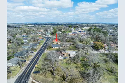 400 N Chappell Hill Street, Brenham, TX 77833 - Photo 26
