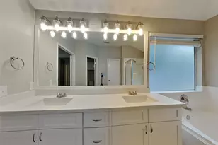 1427 Redwood Village Cir, Spring, TX 77386 - Photo 12