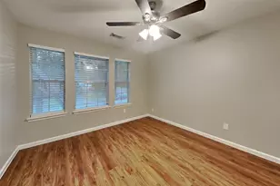 1427 Redwood Village Cir, Spring, TX 77386 - Photo 14