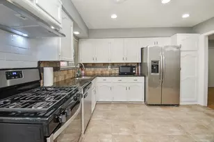 6322 Clemson St, Houston, TX 77092 - Photo 8