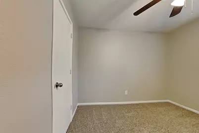 2203 Longleaf Pines Drive, Houston, TX 77339 - Photo 12