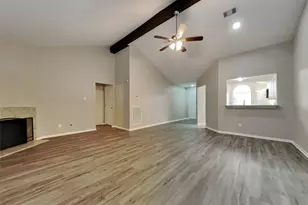 2203 Longleaf Pines Dr, Houston, TX 77339 - Photo 2