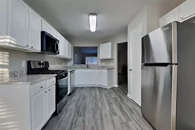 2203 Longleaf Pines Drive, Houston, TX 77339 - Photo 6