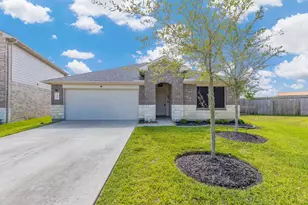 7906 Tamarind Ln, Baytown, TX 77521 - Photo 1