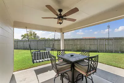 7906 Tamarind Lane, Baytown, TX 77521 - Photo 34