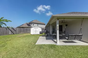 7906 Tamarind Ln, Baytown, TX 77521 - Photo 38