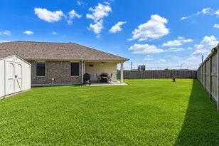 7906 Tamarind Ln, Baytown, TX 77521 - Photo 42