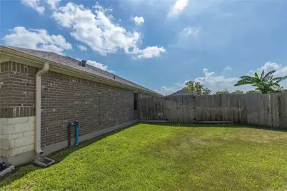 7906 Tamarind Lane, Baytown, TX 77521 - Photo 40
