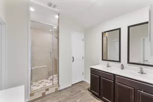 7906 Tamarind Ln, Baytown, TX 77521 - Photo 26