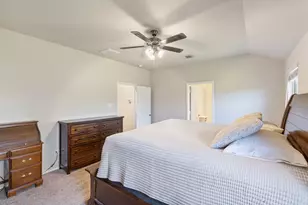 7906 Tamarind Ln, Baytown, TX 77521 - Photo 24